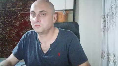 freeeman90 online show from 9, 6, 2026