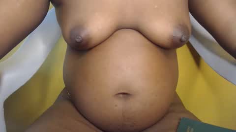 babyyo online show from 3, 2, 2026