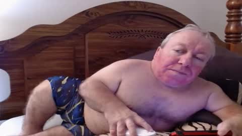 Snapshot of freemysoul4748 chatting on 15, 11, 2025 Cute Lil Man online show from 15, 11, 2025