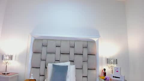 Frehia   online show from 3, 5, 2026