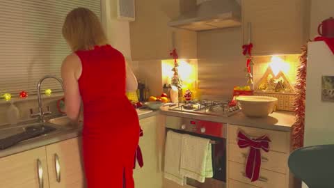 Snapshot of french_devotion chatting on 23, 12, 2024 Louise or Lou 3 online show from 23, 12, 2024