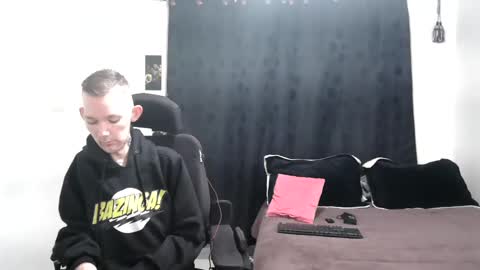 Thomas y Sophia online show from 31, 12, 2024