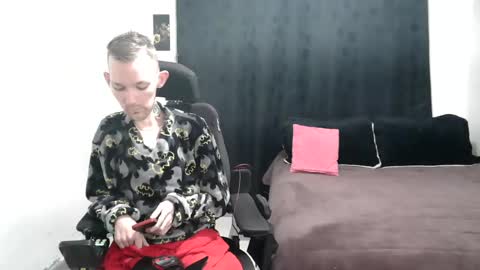 Thomas y Sophia online show from 3, 1, 2025