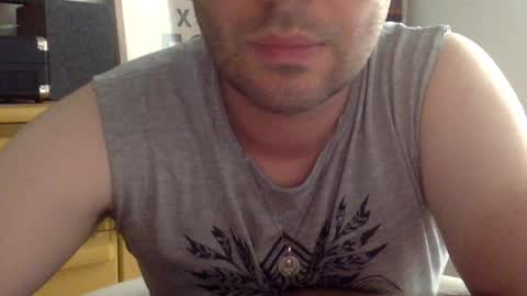 Snapshot of frenchy_from_paris chatting on 21, 6, 2026 frenchy_from_paris online show from 21, 6, 2026