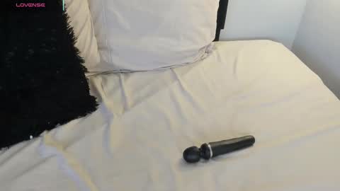 Snapshot of freya_blaze chatting on 14, 2, 2026 freya_blaze online show from 14, 2, 2026