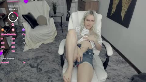 Snapshot of freya_ice_baby chatting on 6, 2, 2026 Freya online show from 6, 2, 2026