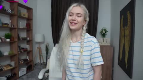 Snapshot of freya_ice_baby chatting on 22, 3, 2026 Freya online show from 22, 3, 2026