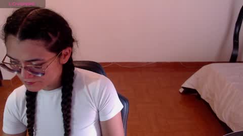 freyarouge online show from 20, 4, 2026