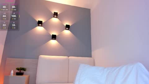 Pau. online show from 31, 10, 2025