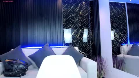 Freyja Sweet online show from 31, 10, 2025