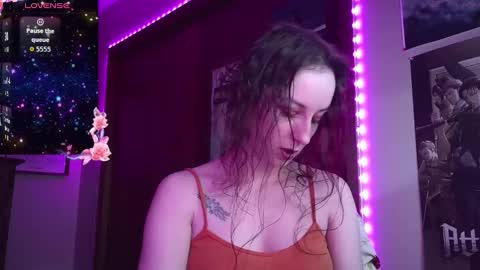 FreyaTheGemini online show from 1, 10, 2025