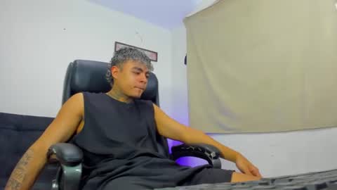 freyva_ online show from 15, 7, 2026