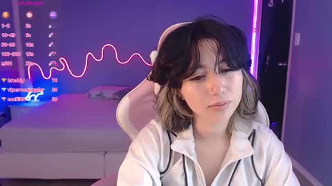 Snapshot of frida_lassi_ chatting on 5, 3, 2025 frida_lassi_ online show from 5, 3, 2025