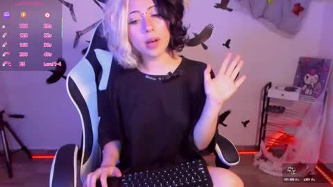 Snapshot of frida_lassi_ chatting on 17, 10, 2025 frida_lassi_ online show from 17, 10, 2025