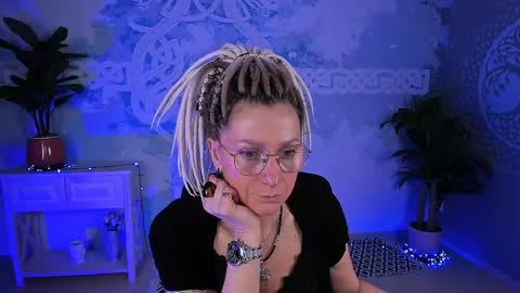 Frida Tander online show from 28, 4, 2026