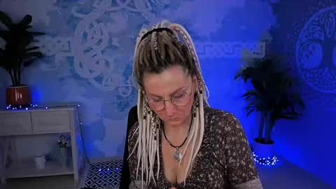 Frida Tander online show from 7, 5, 2026