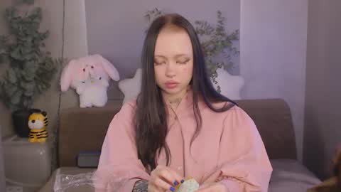 friend_zone_ online show from 10, 4, 2026