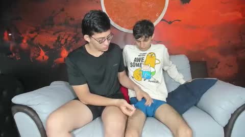 Snapshot of friends_couples chatting on 26, 3, 2026 new boys patrick and ander online show from 26, 3, 2026