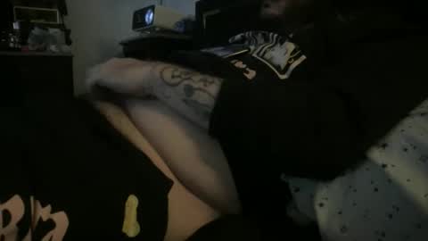 F. online show from 2, 11, 2025