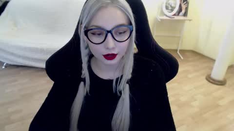 Lilith online show from 5, 3, 2025