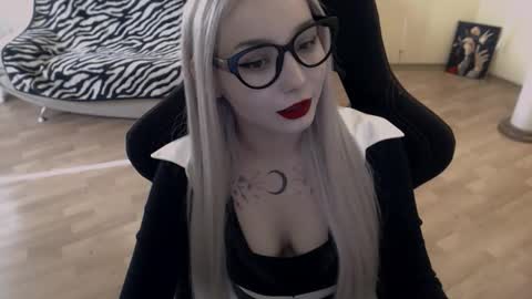 Lilith online show from 10, 9, 2025