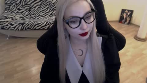 Lilith online show from 11, 9, 2025