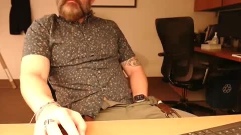 fuckadilf online show from 17, 12, 2024