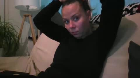 La online show from 10, 3, 2025