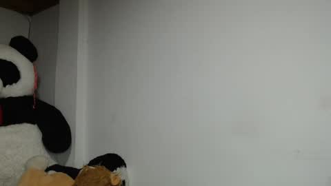 Mia and Gary  online show from 21, 2, 2025