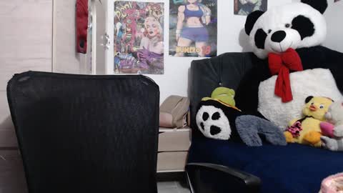 Mia and Gary  online show from 20, 9, 2025