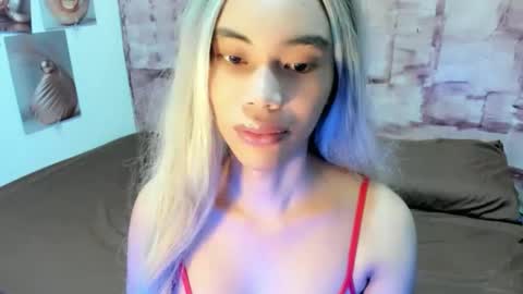 fuckingsexy143 online show from 21, 4, 2026