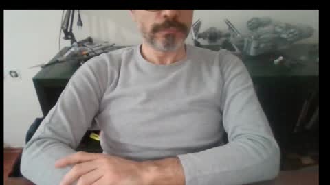 Snapshot of fuckistanbul chatting on 15, 12, 2025 Bruchus online show from 15, 12, 2025