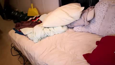 Snapshot of fuckmypussyplz1 chatting on 29, 10, 2025 fuckmypussyplz1 online show from 29, 10, 2025