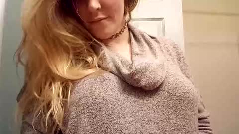 fuckroundfindout513116 online show from 24, 1, 2025