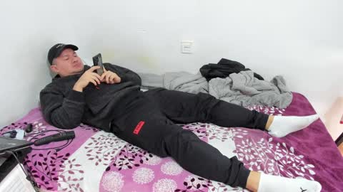 Fuckdirtymen online show from 3, 1, 2025