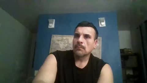 fuego1ento22 online show from 17, 1, 2025