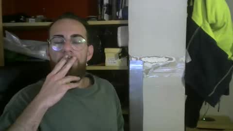 Snapshot of fuerte440 chatting on 15, 10, 2025 fuerte440 online show from 15, 10, 2025