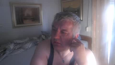 fukingcrazy online show from 30, 4, 2026