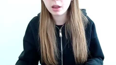 Snapshot of funemma000 chatting on 3, 6, 2026 Emma online show from 3, 6, 2026