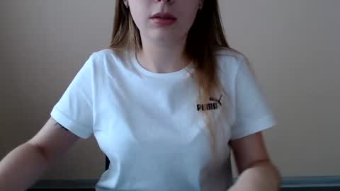 Snapshot of funemma000 chatting on 22, 6, 2026 Emma online show from 22, 6, 2026