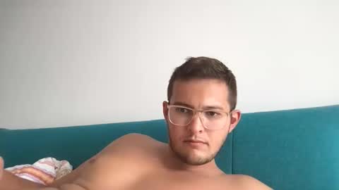 Snapshot of funnnn6960xx chatting on 27, 9, 2025 funnnn6960xx online show from 27, 9, 2025