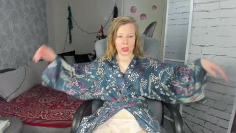 funny_bunny4 online show from 11, 1, 2025