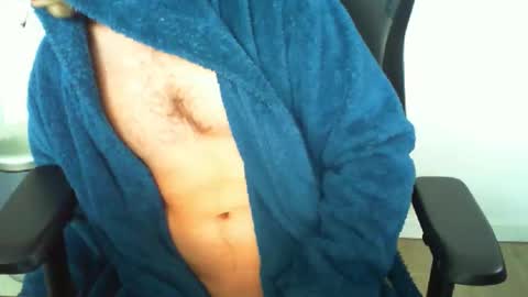 YWhiteNiceMan online show from 24, 9, 2025