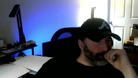 Snapshot of fuzz69_ chatting on 4, 12, 2025 fuzz69_ online show from 4, 12, 2025