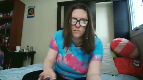fuzzypeaches87 online show from 2, 5, 2026