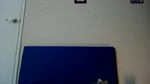 fuzzypeaches87 online show from 7, 7, 2026