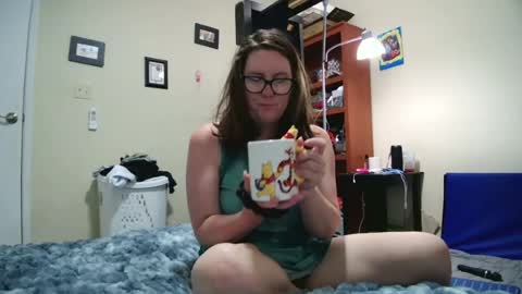 fuzzypeaches87 online show from 22, 7, 2026