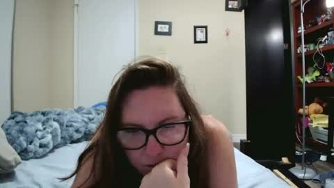 fuzzypeaches87 online show from 23, 7, 2026