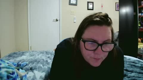 fuzzypeaches87 online show from 25, 7, 2026