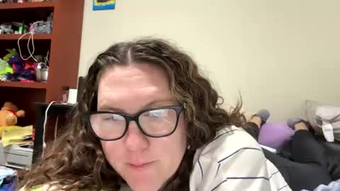 fuzzypeaches87 online show from 2, 8, 2026